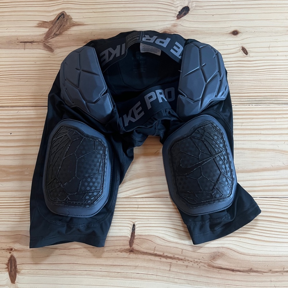 Nike Pro Men’s girdle